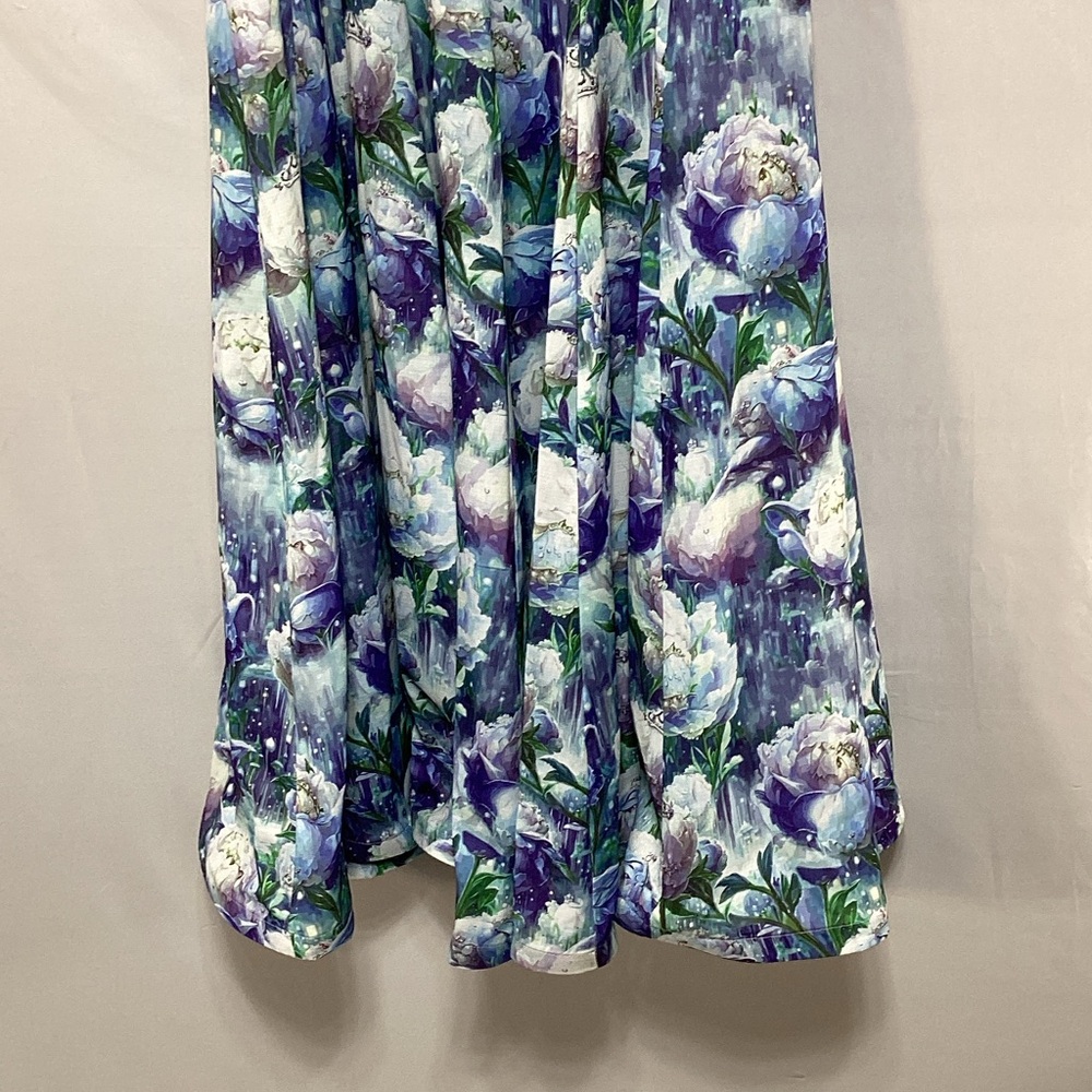 NWT Dahlia Mac Phee floral Maxi Dress in Blue and White - Picture 3 of 16